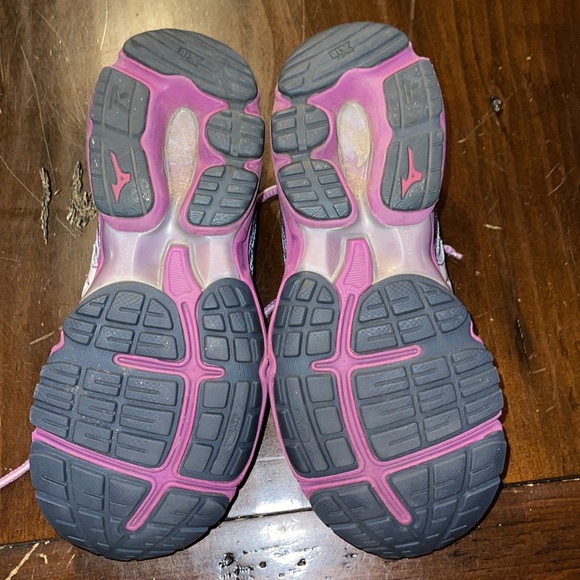 Mizuno Wave Rider 19 - Picture 4 of 8